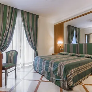 Hotel Raeli Regio, Rome